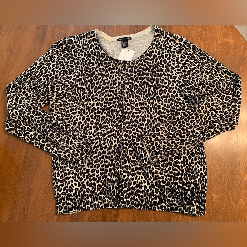 H & M Basic Cheetah Print Cardigan (NWT)
